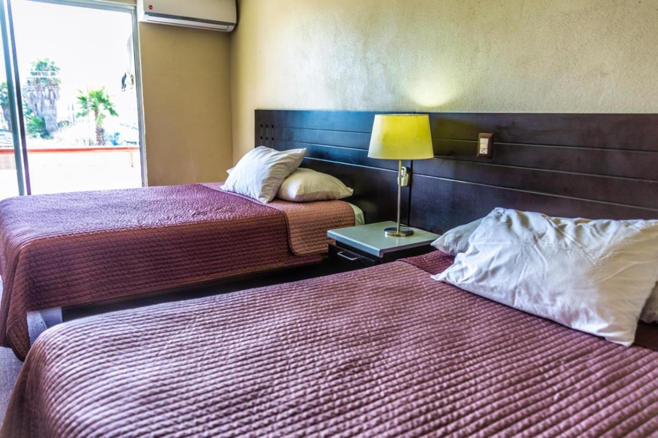 Hotel Posada Don Fernando Ensenada Ngoại thất bức ảnh