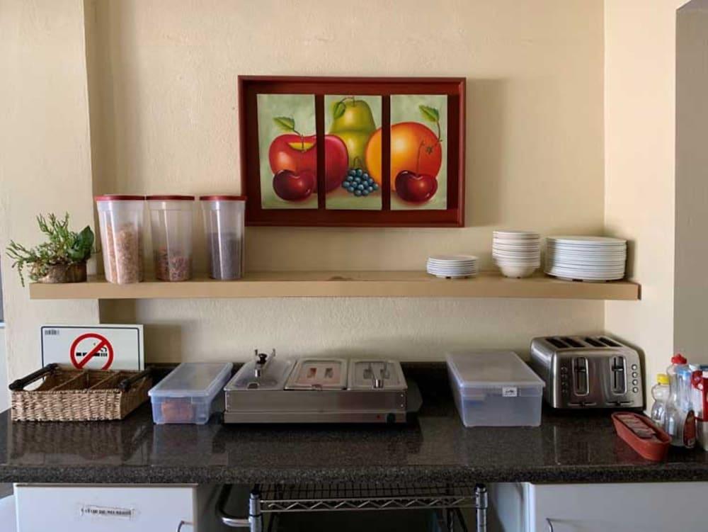 Hotel Posada Don Fernando Ensenada Ngoại thất bức ảnh